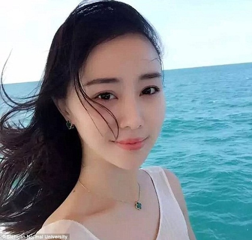 Truong dai hoc chi tuyen giang vien xinh nhu hotgirl o Trung Quoc-Hinh-6